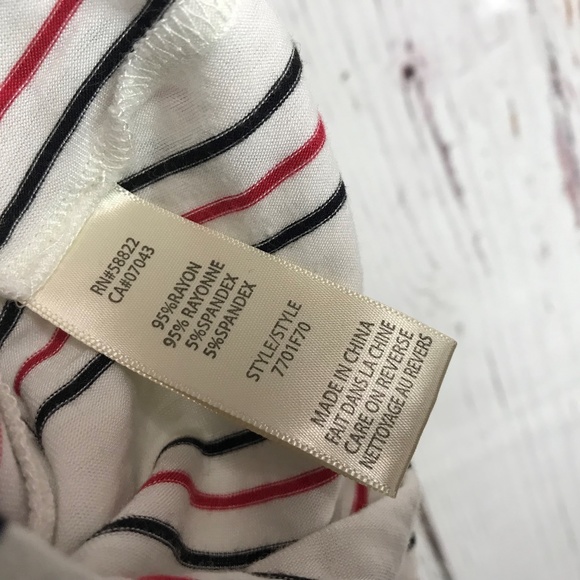 Max Studio Size S Stripe Red Verticle Striped Top - Picture 5 of 6